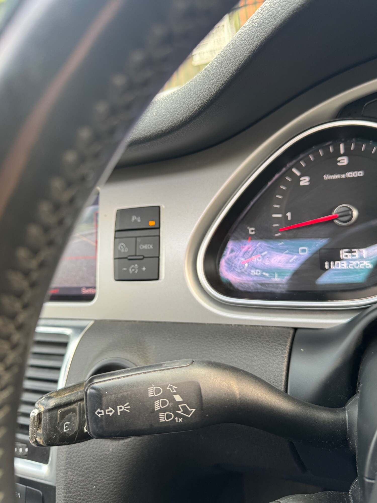 Used Audi Q7 2014 for sale - 77841864: Photo 61