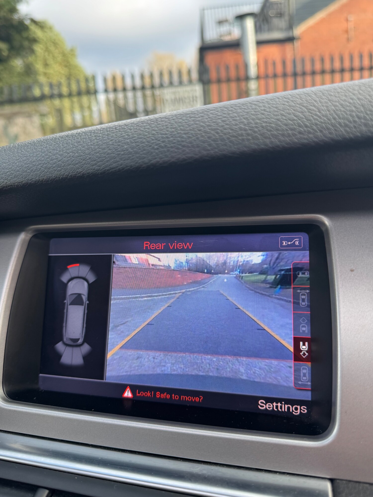 Used Audi Q7 2014 for sale - 77841864: Photo 65