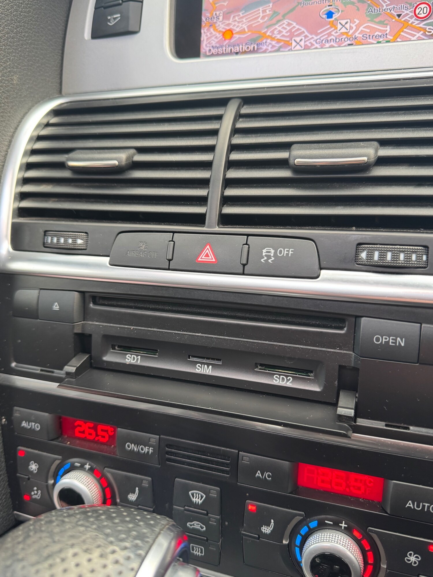 Used Audi Q7 2014 for sale - 77841864: Photo 76