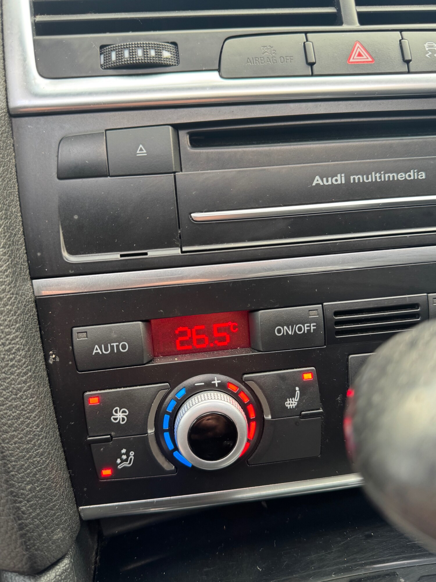 Used Audi Q7 2014 for sale - 77841864: Photo 78