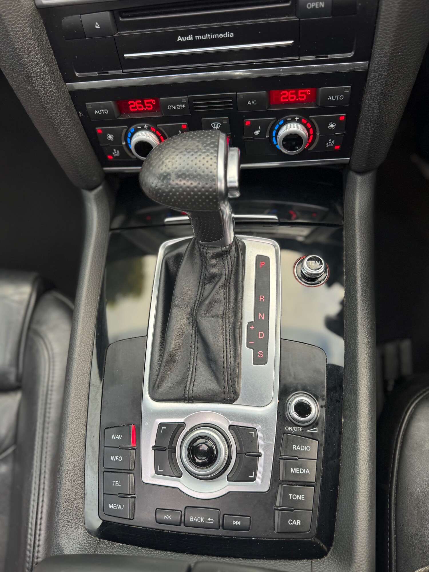 Used Audi Q7 2014 for sale - 77841864: Photo 79