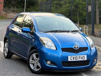 Used Toyota Yaris 2010 for sale - 79498428: Photo