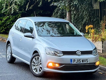Used Volkswagen Polo 2015 for sale - 79427538: Photo