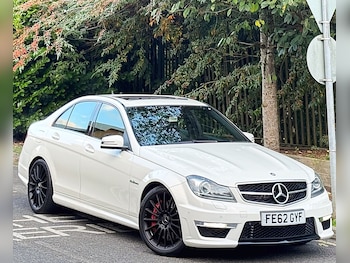 Used Mercedes-Benz C-Class 2012 for sale - 76121219: Photo 2