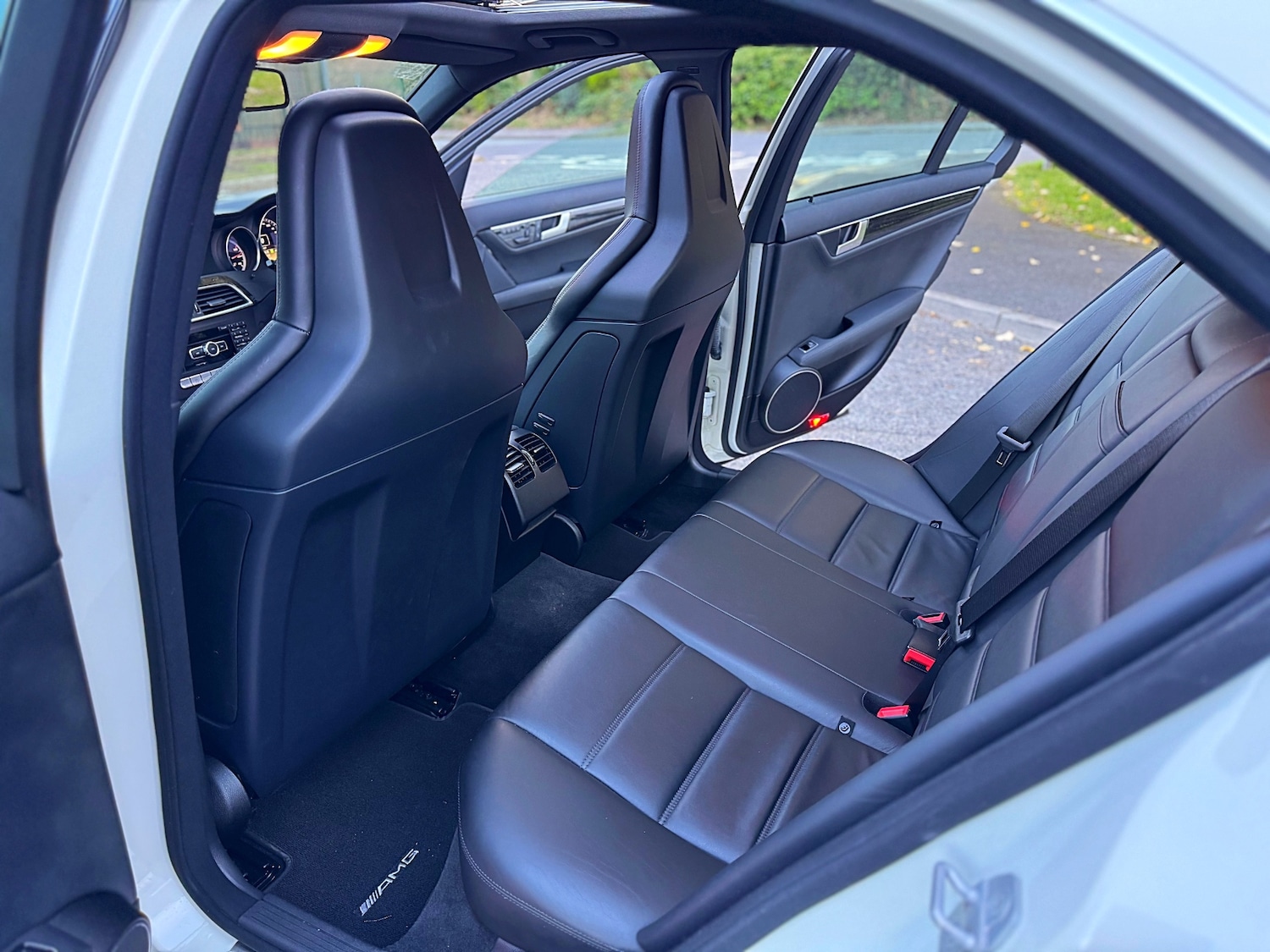 Used Mercedes-Benz C Class 2012 for sale - 76121219: Photo 45