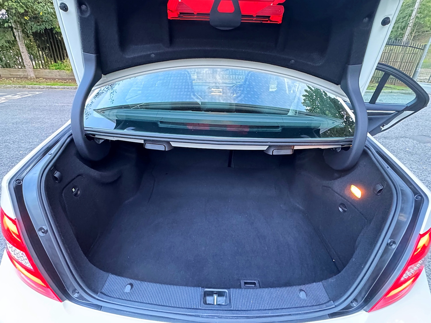 Used Mercedes-Benz C Class 2012 for sale - 76121219: Photo 47