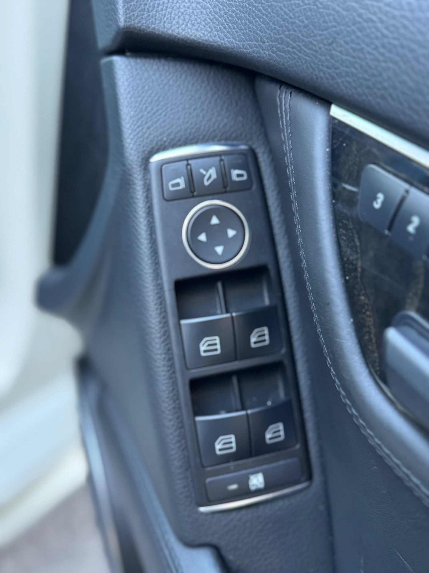 Used Mercedes-Benz C Class 2012 for sale - 76121219: Photo 55