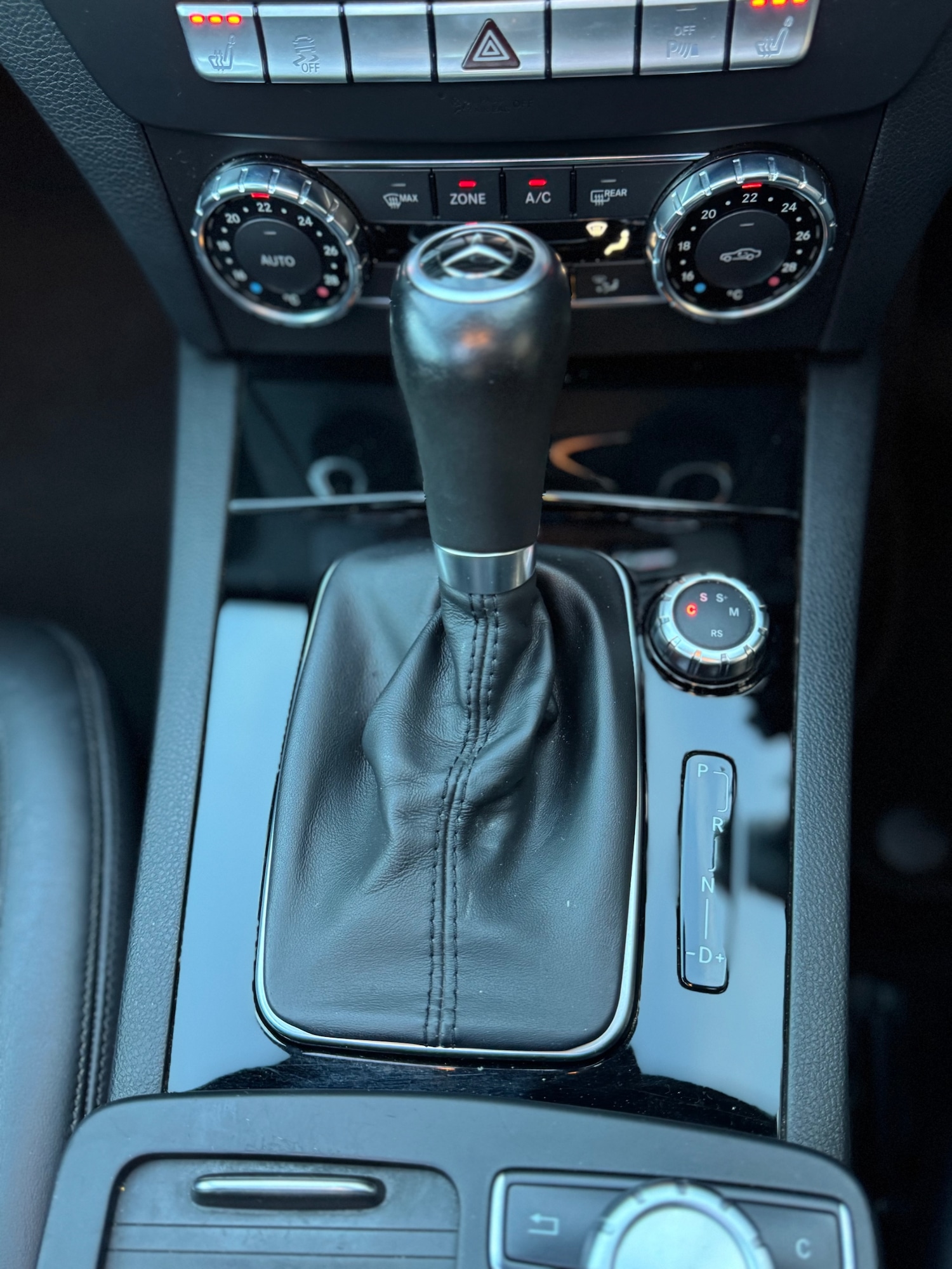 Used Mercedes-Benz C Class 2012 for sale - 76121219: Photo 77