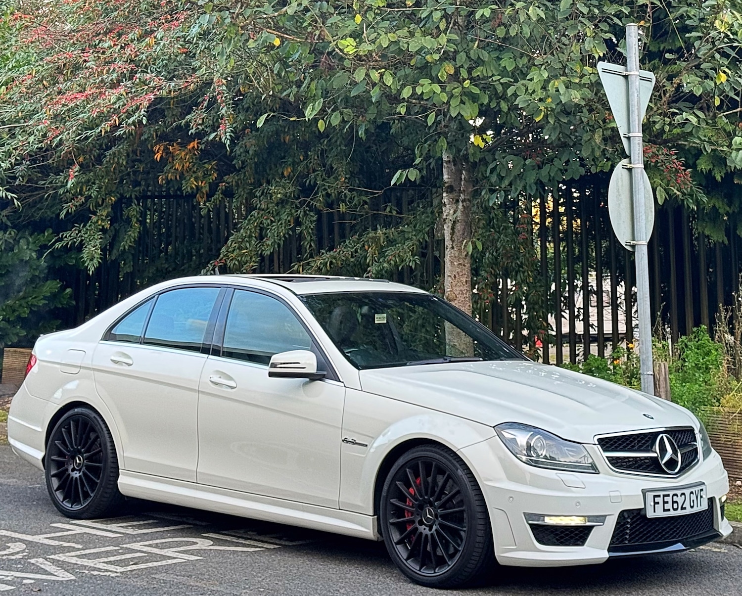 Used Mercedes-Benz C Class 2012 for sale - 76121219: Photo 8