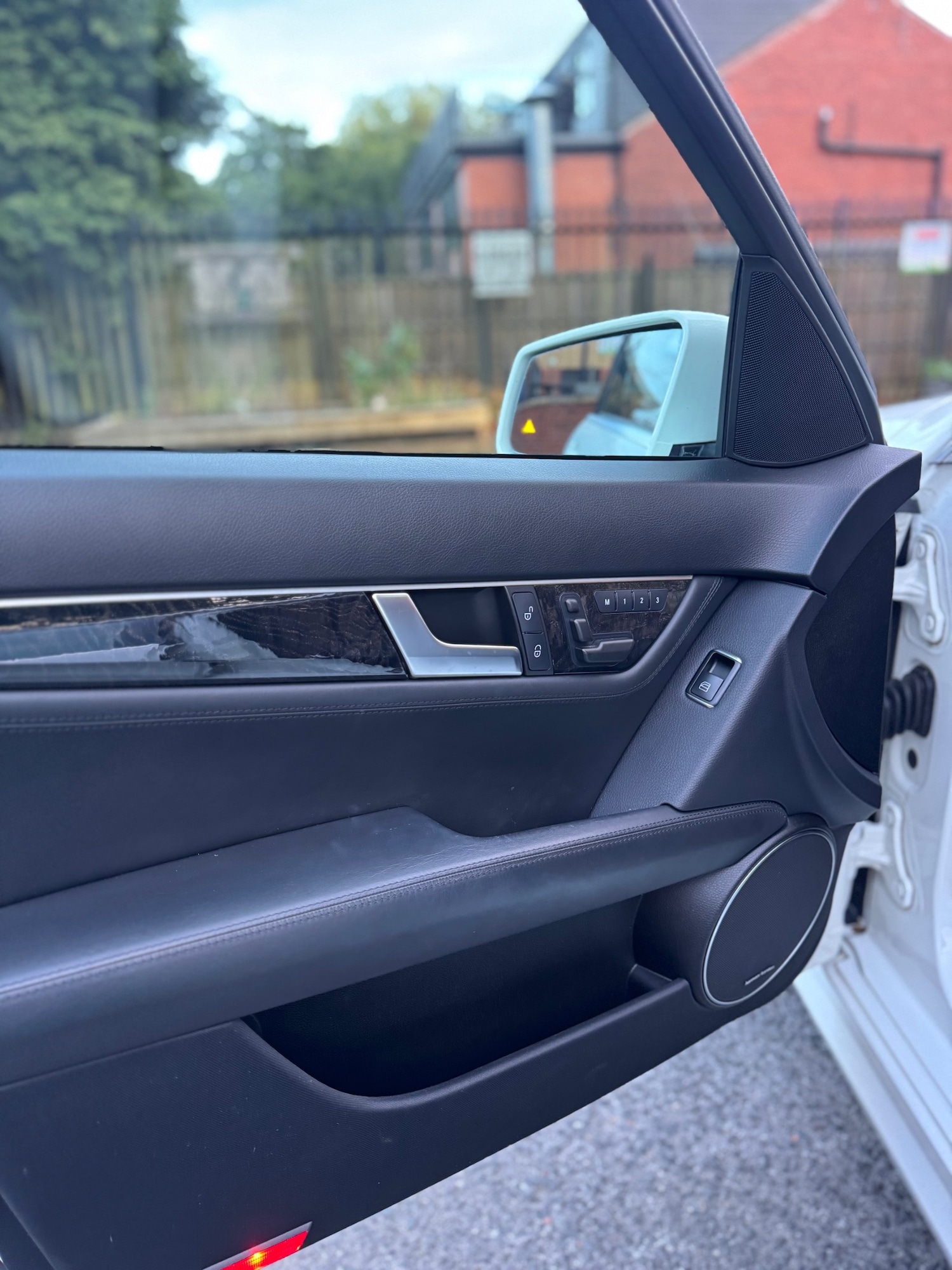 Used Mercedes-Benz C Class 2012 for sale - 76121219: Photo 81