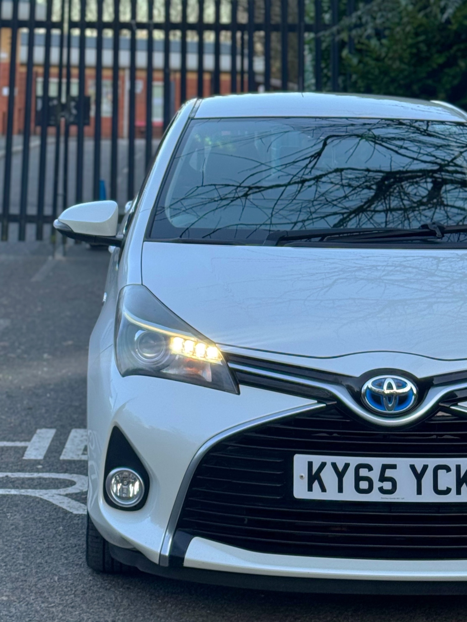 Used Toyota Yaris 2015 for sale - 77100581: Photo 10