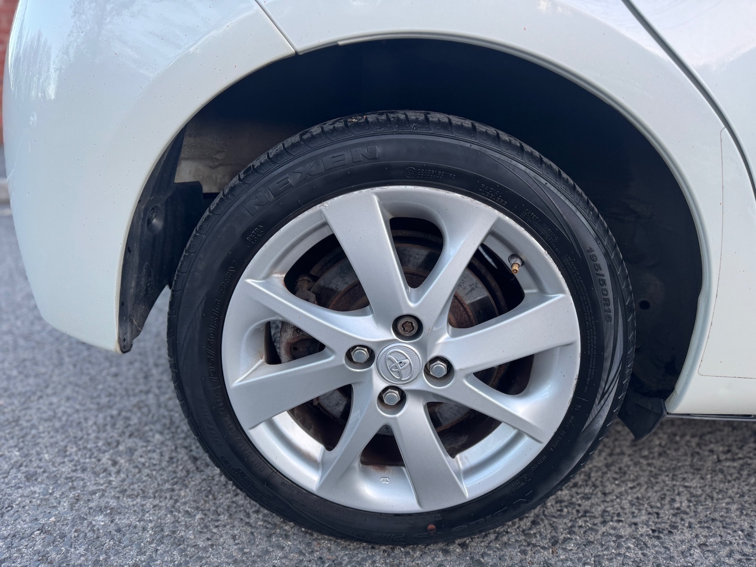 Used Toyota Yaris 2015 for sale - 77100581: Photo 42