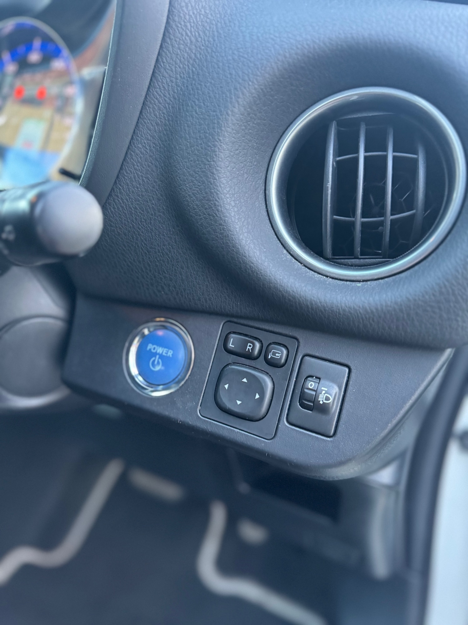 Used Toyota Yaris 2015 for sale - 77100581: Photo 45