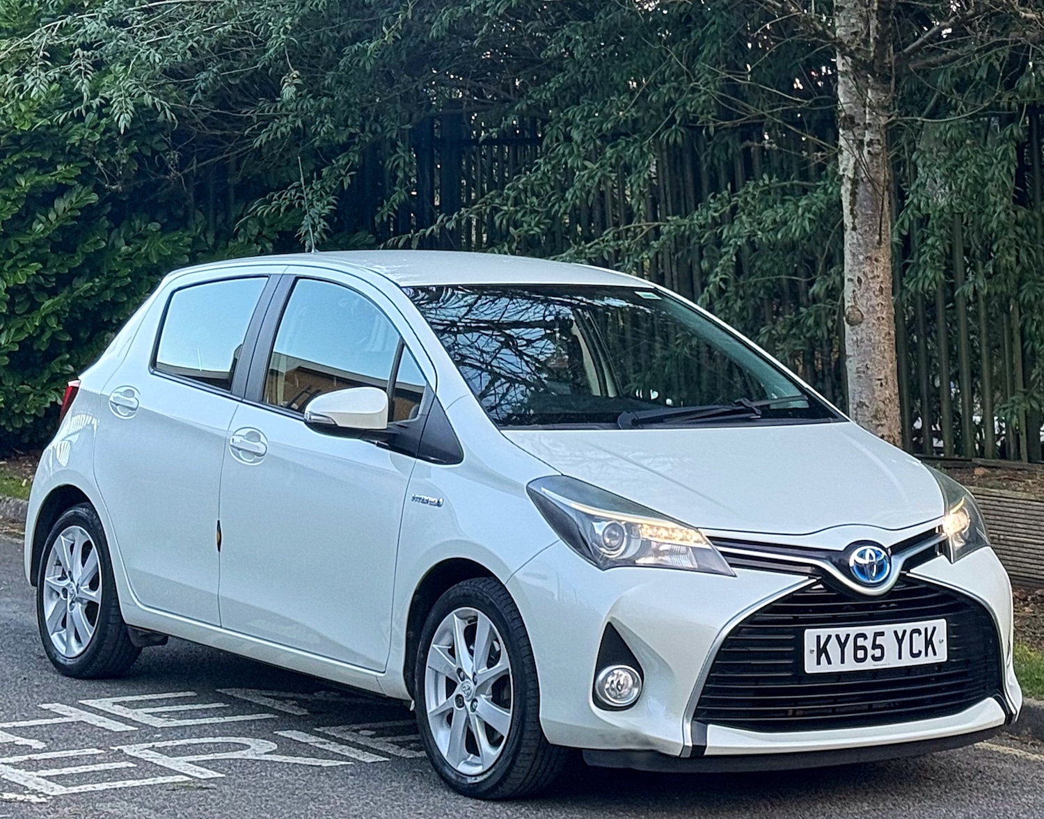 Used Toyota Yaris 2015 for sale - 77100581: Photo 5