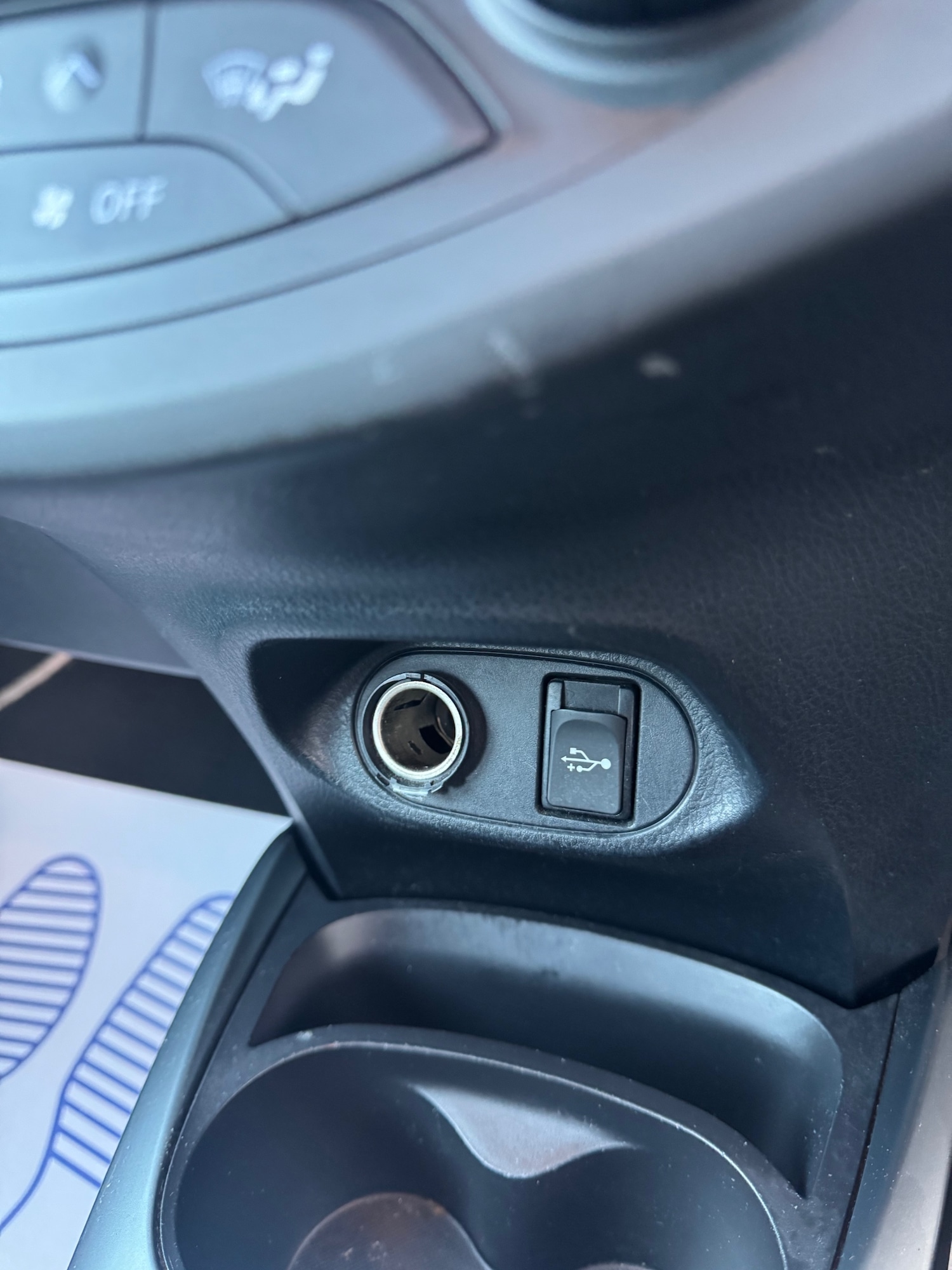 Used Toyota Yaris 2015 for sale - 77100581: Photo 55