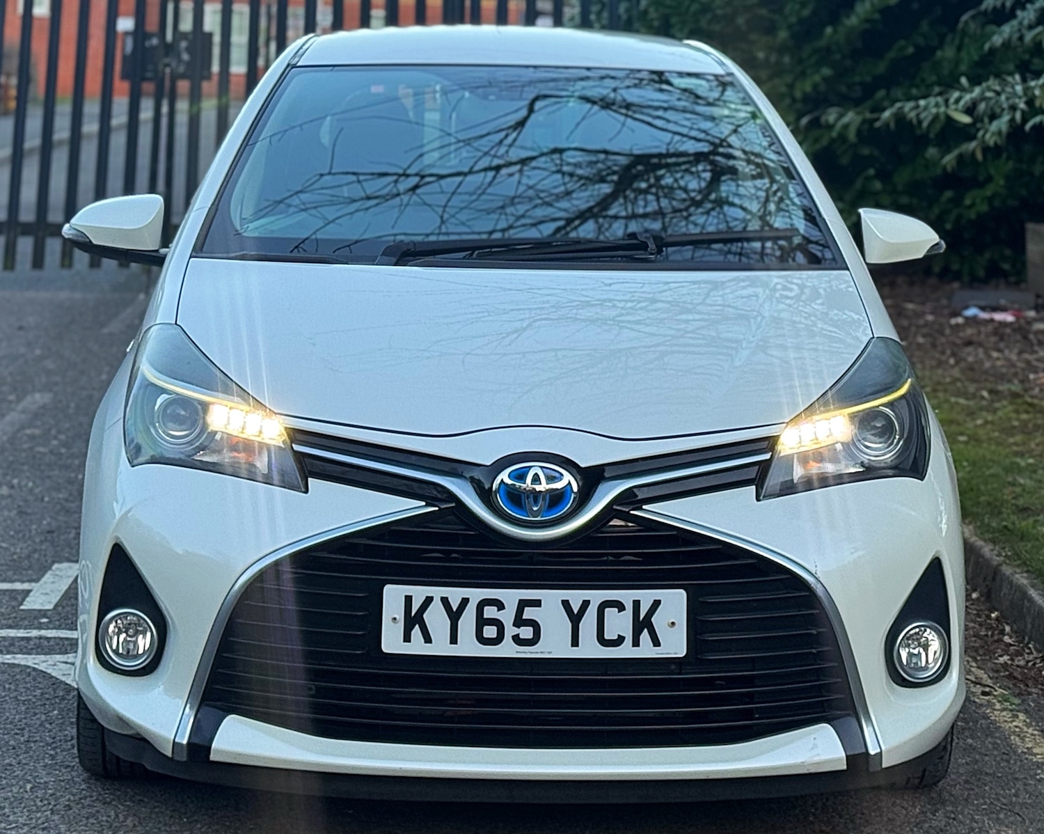 Used Toyota Yaris 2015 for sale - 77100581: Photo 9
