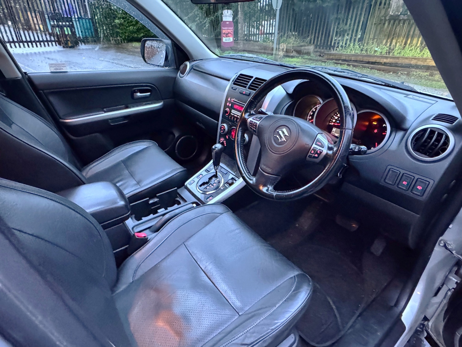 Used Suzuki Grand Vitara 2010 for sale - 78011355: Photo 30