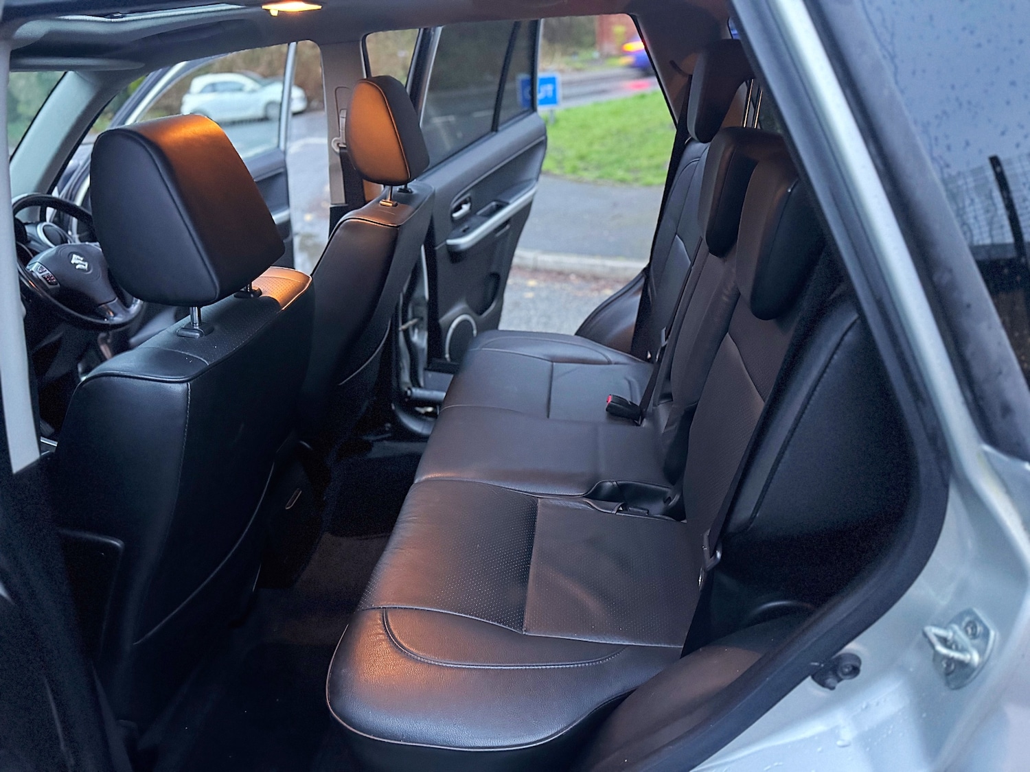 Used Suzuki Grand Vitara 2010 for sale - 78011355: Photo 38