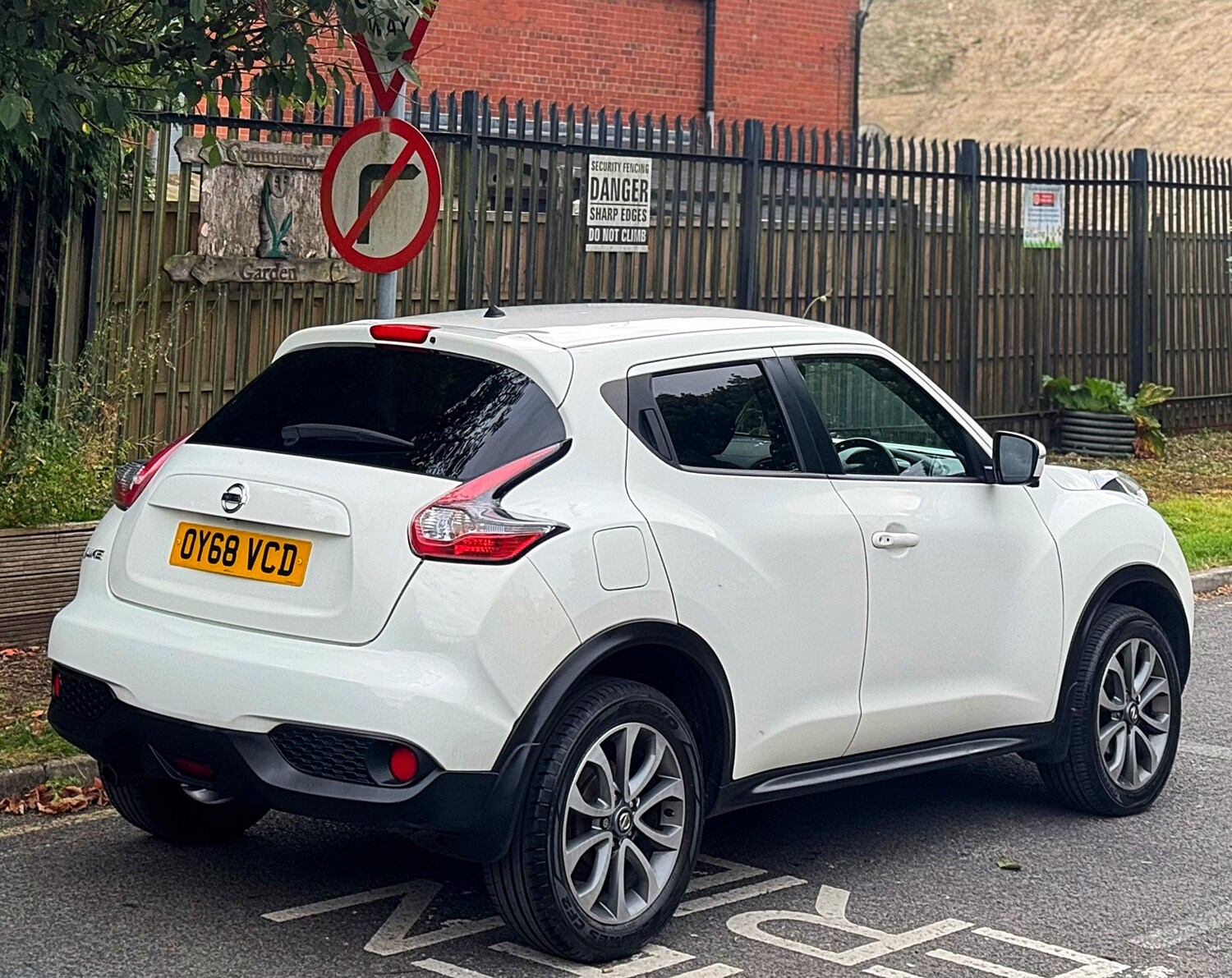 Vehicle 21