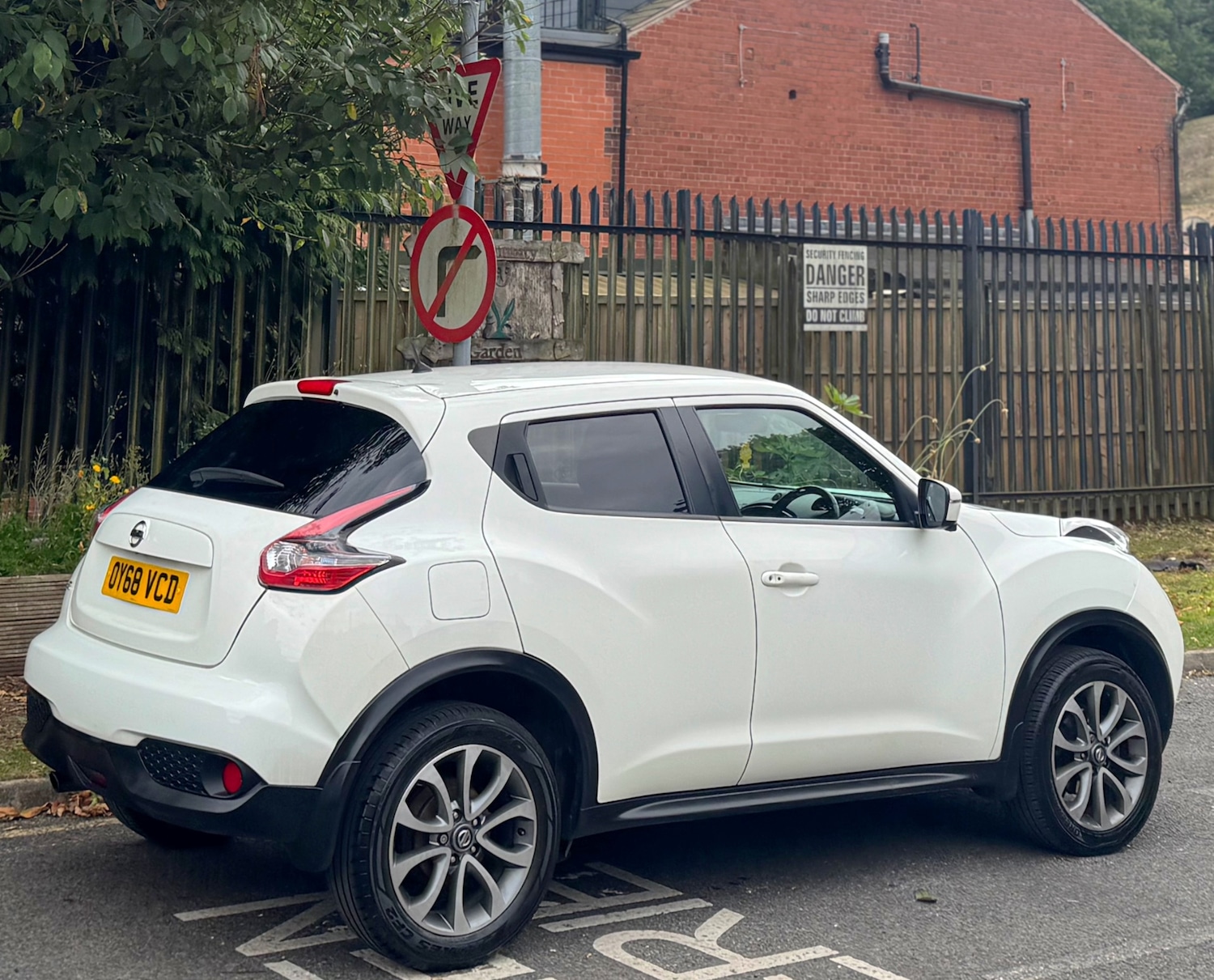 Vehicle 22