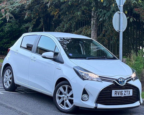 Used Toyota Yaris 2016 for sale - 76193427: Photo 2
