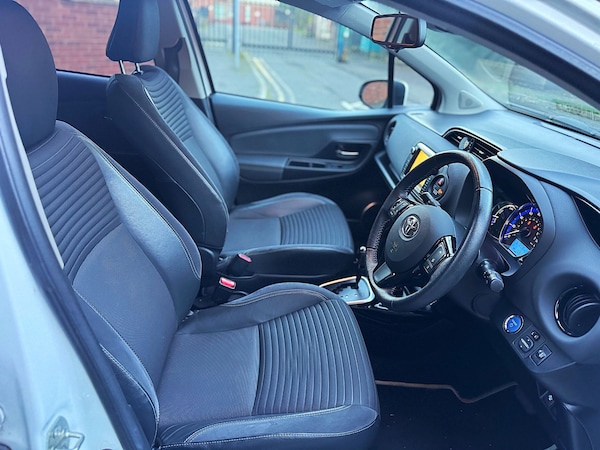 Used Toyota Yaris 2016 for sale - 76193427: Photo 30
