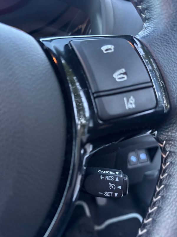 Used Toyota Yaris 2016 for sale - 76193427: Photo 47