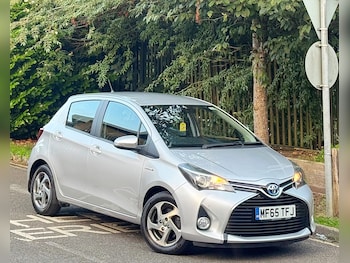 Used Toyota Yaris 2015 for sale - 75543733: Photo