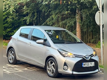 Used Toyota Yaris 2015 for sale - 75543733: Photo