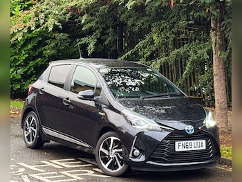 Used Toyota Yaris 2019 for sale - 75741852: Photo