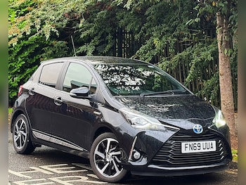 Used Toyota Yaris 2019 for sale - 75741852: Photo