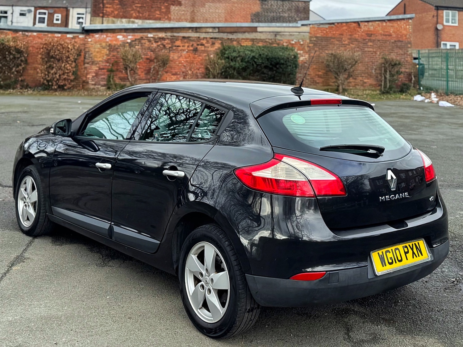 Used Renault Megane 2010 for sale - 77672133: Photo 11