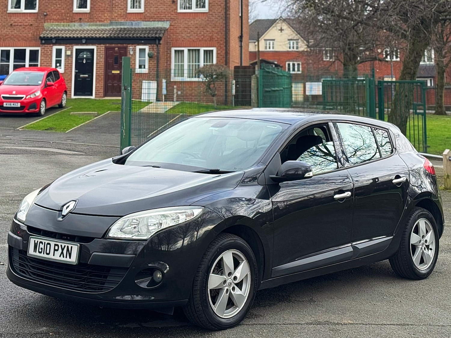Used Renault Megane 2010 for sale - 77672133: Photo 8
