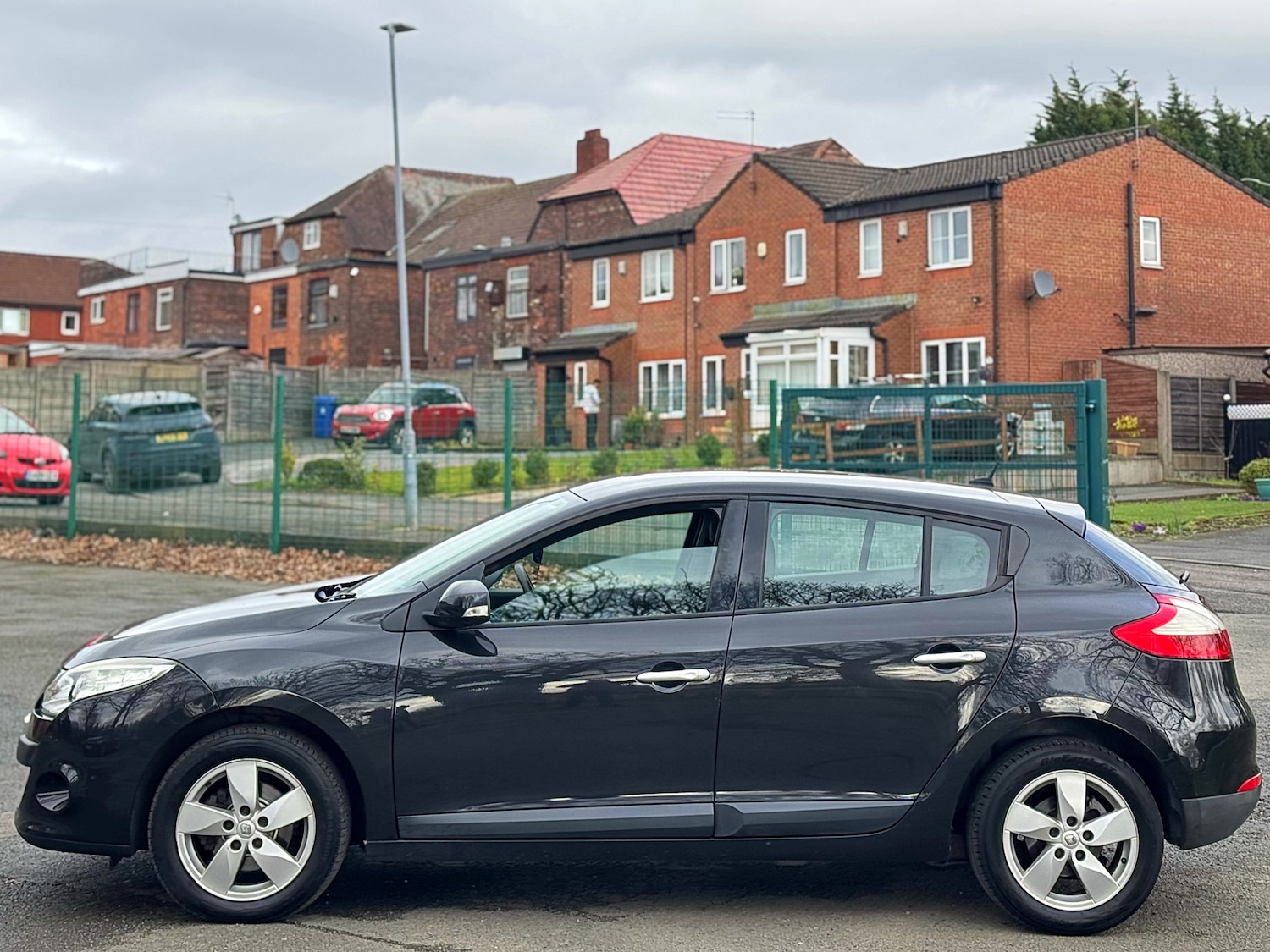 Used Renault Megane 2010 for sale - 77672133: Photo 9