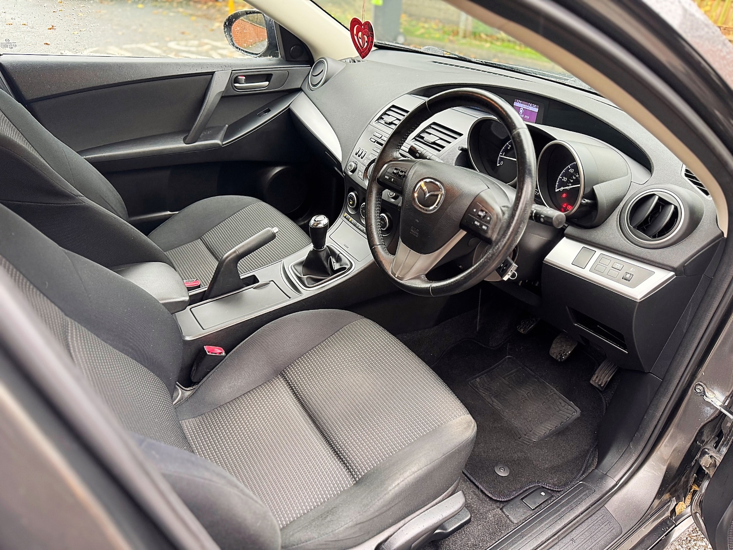 Used Mazda Mazda3 2012 for sale - 76557739: Photo 28