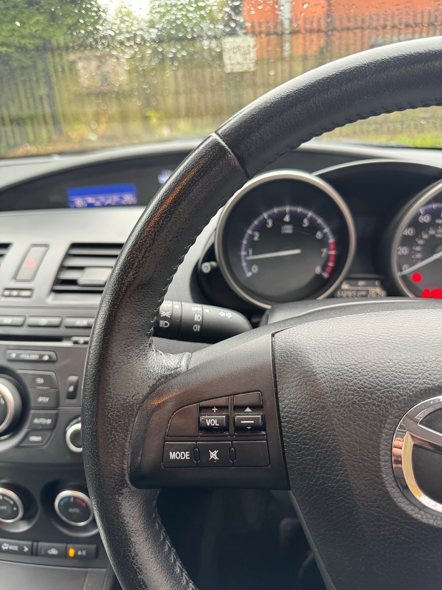 Used Mazda Mazda3 2012 for sale - 76557739: Photo 45