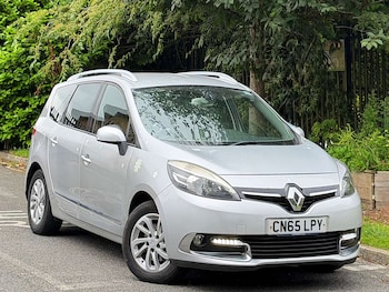 Used Renault Grand Scenic 2015 for sale - 79117674: Photo