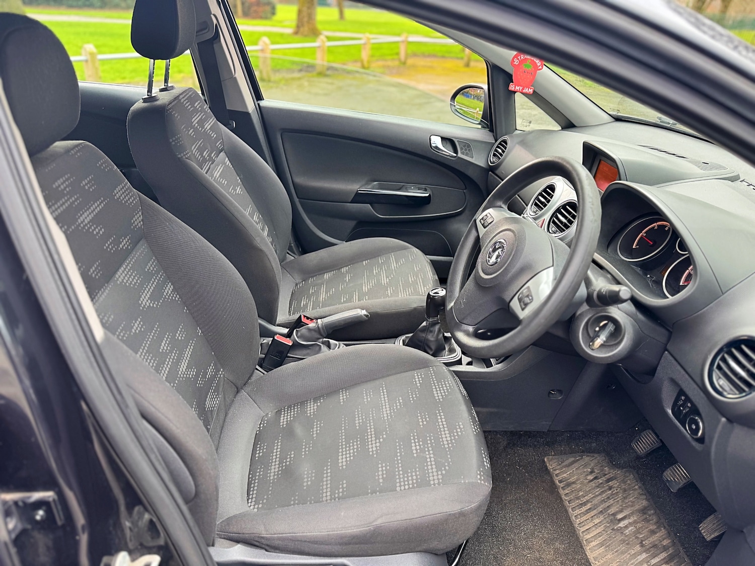 Used Vauxhall Corsa 2012 for sale - 77669422: Photo 15