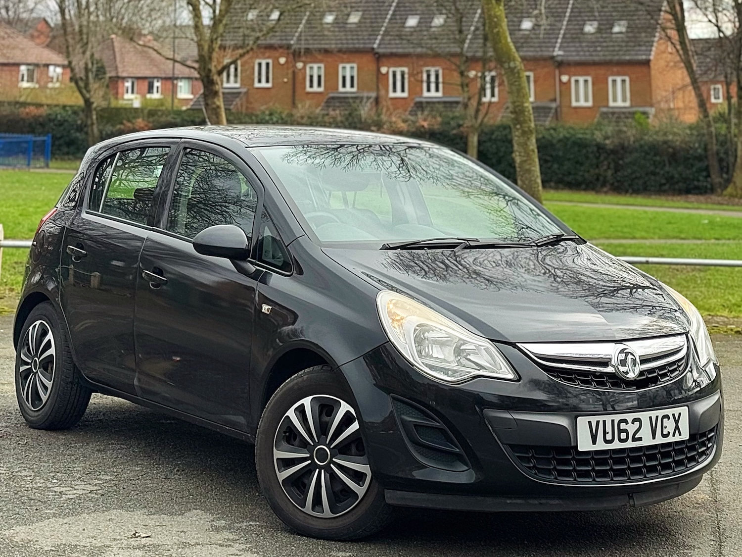 Used Vauxhall Corsa 2012 for sale - 77669422: Photo 2