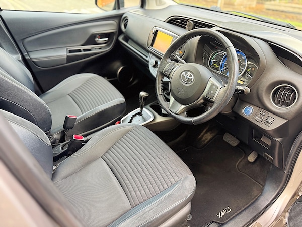 Used Toyota Yaris 2014 for sale - 75836674: Photo 28