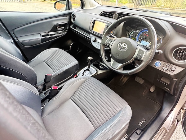 Used Toyota Yaris 2014 for sale - 75836674: Photo 29