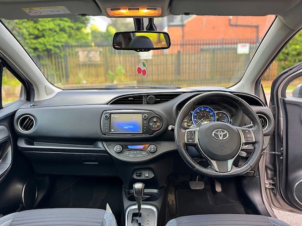 Used Toyota Yaris 2014 for sale - 75836674: Photo 33