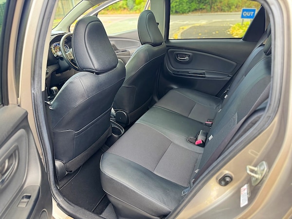 Used Toyota Yaris 2014 for sale - 75836674: Photo 36