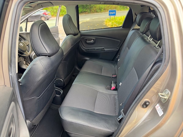 Used Toyota Yaris 2014 for sale - 75836674: Photo 37