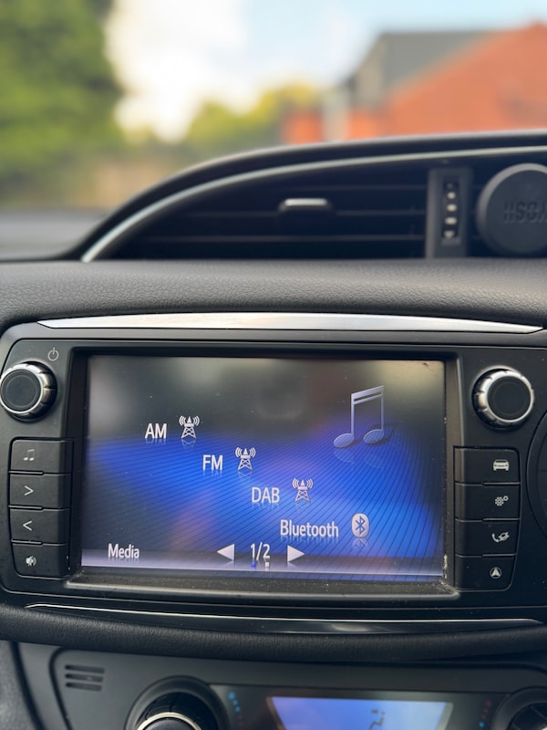 Used Toyota Yaris 2014 for sale - 75836674: Photo 52