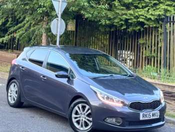 2015 (15) - 1.6 CRDi 3 EcoDynamics 5dr