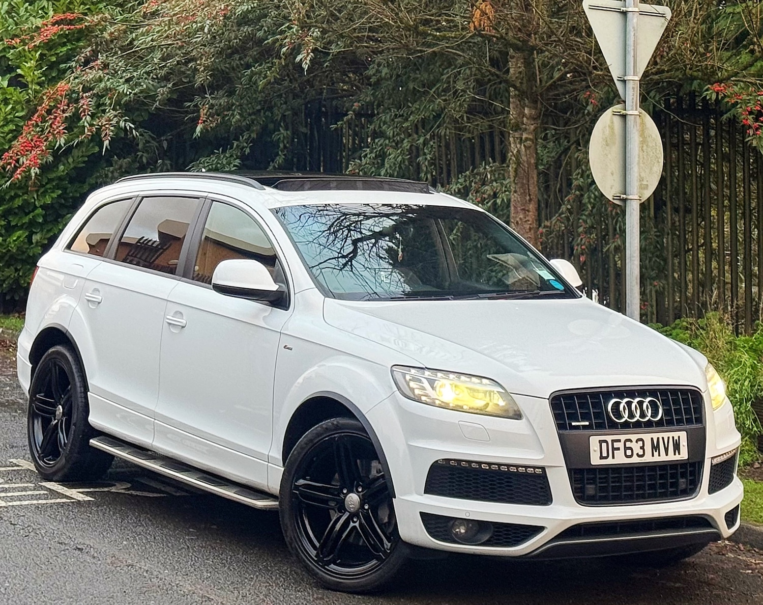 Used Audi Q7 2014 for sale - 76742278: Photo 2