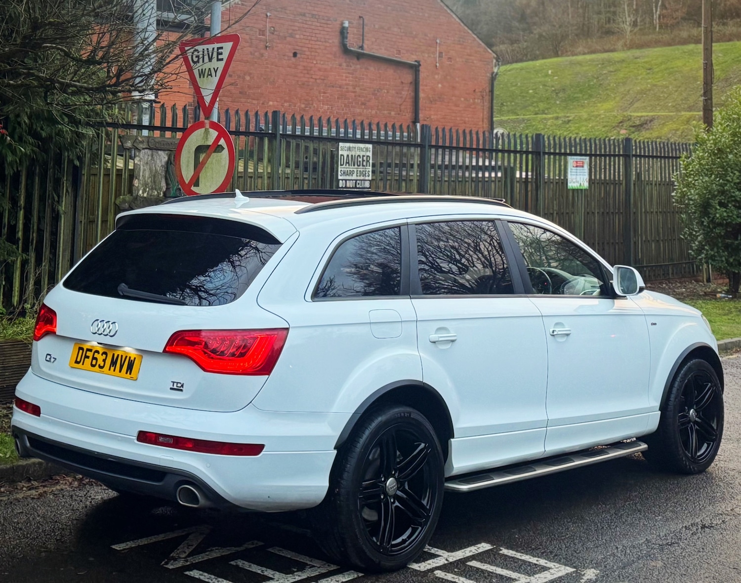 Used Audi Q7 2014 for sale - 76742278: Photo 24