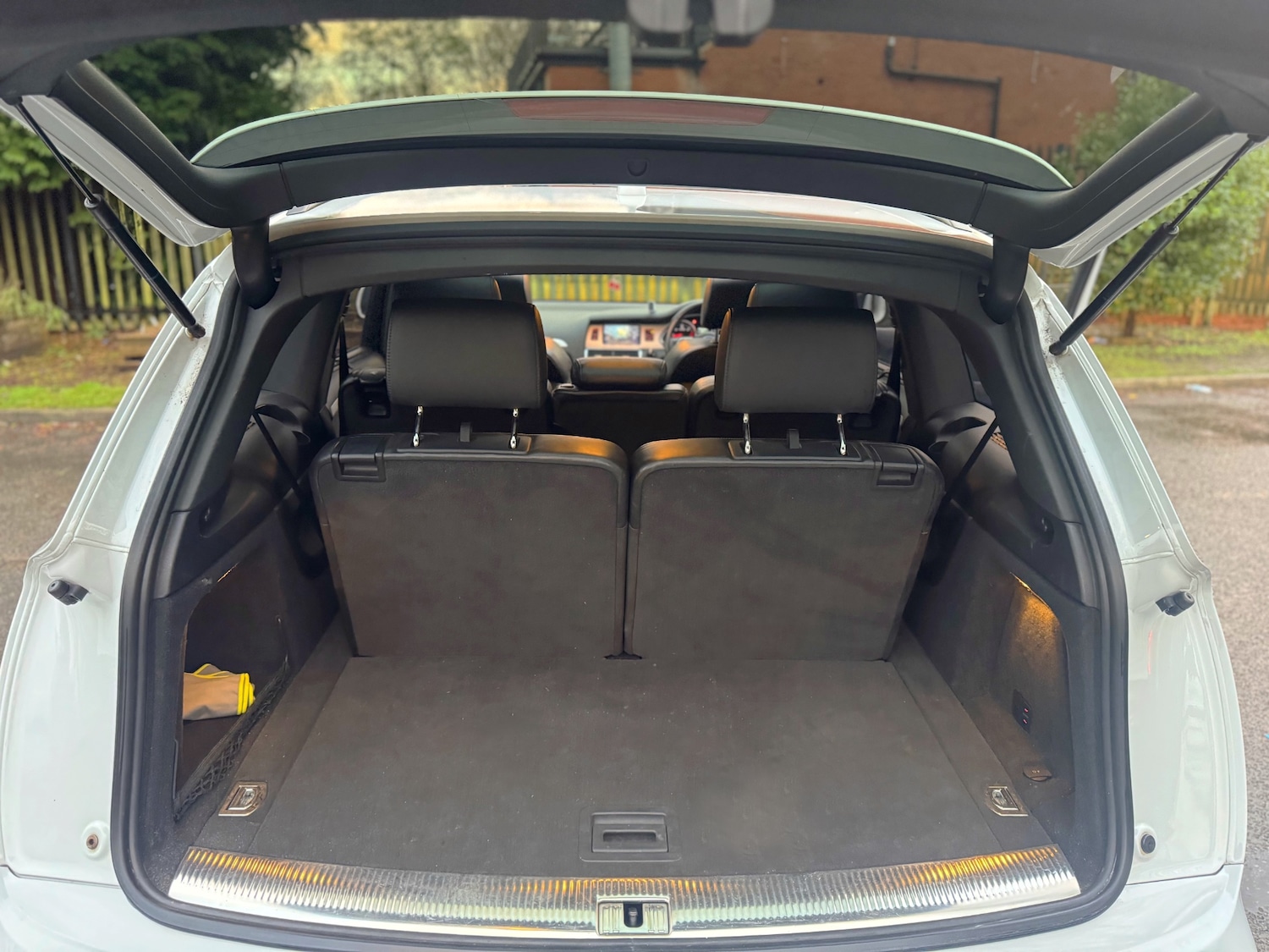 Used Audi Q7 2014 for sale - 76742278: Photo 43