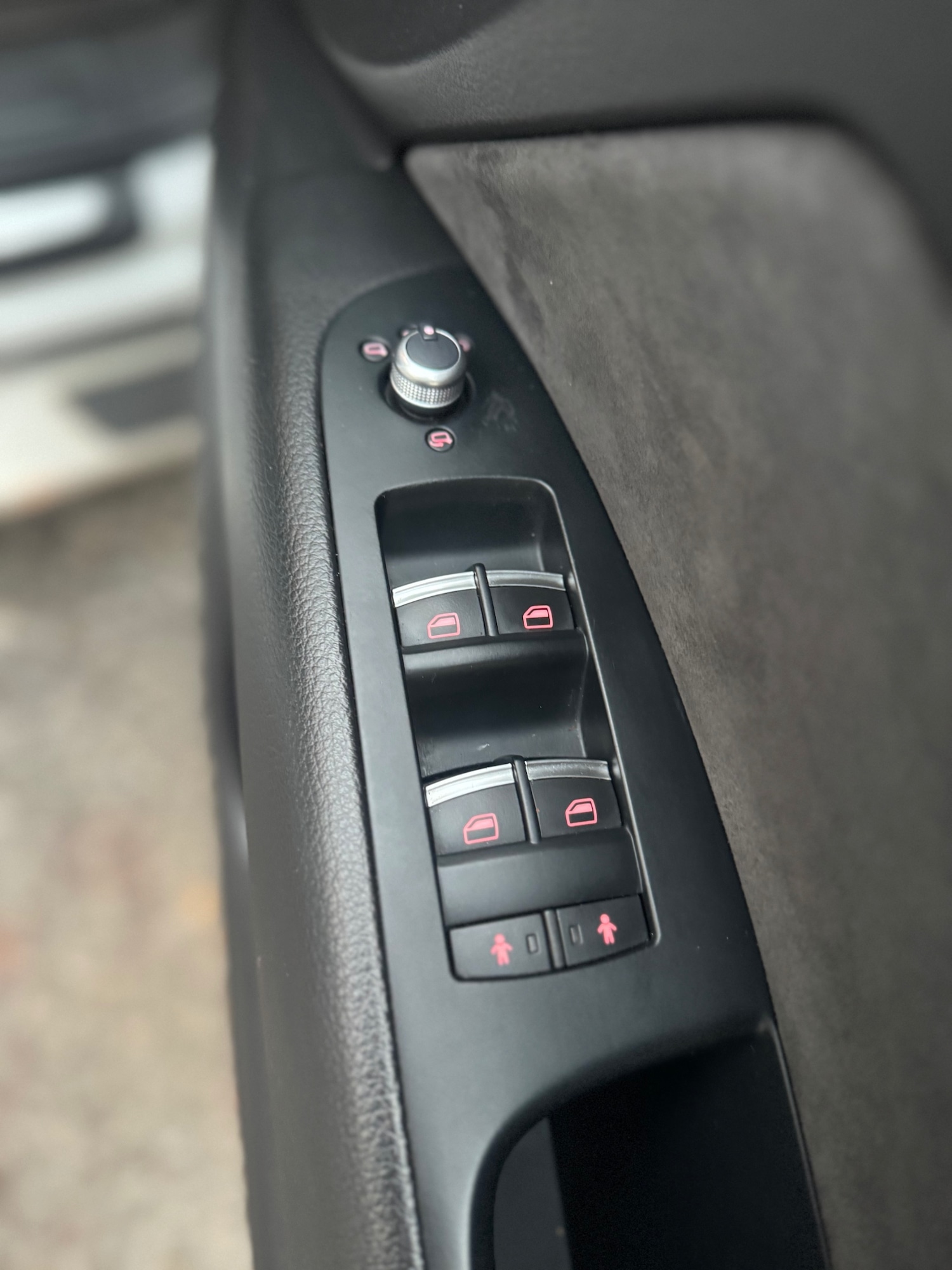 Used Audi Q7 2014 for sale - 76742278: Photo 48